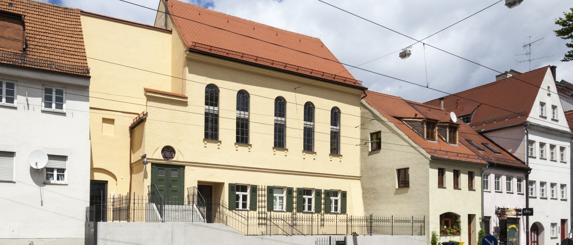 Außenansicht der ehemaligen Synagoge Augsburg-Kriegshaber. Führt zur Unterseite &quot;Augsburg-Kriegshaber&quot;.